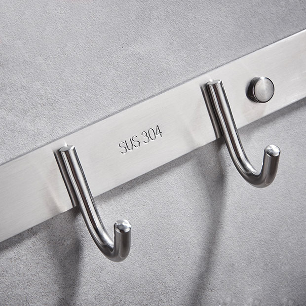 Móc treo quần áo