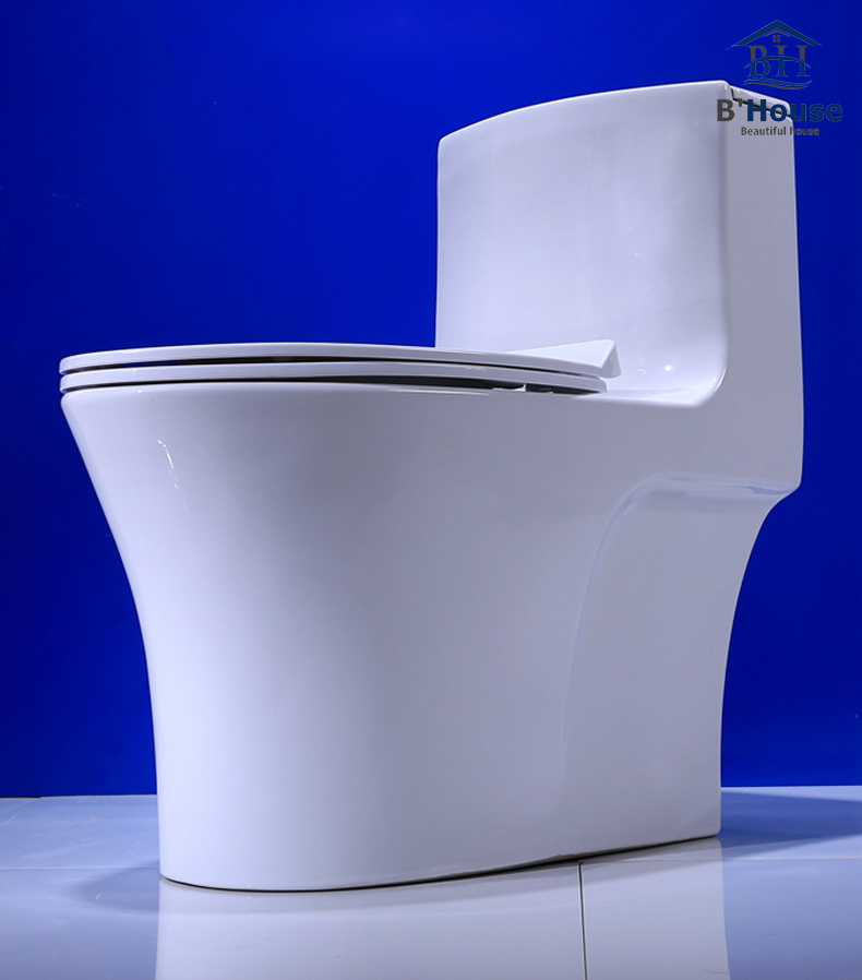 Bồn Cầu Liền Khối Cao Cấp BC 805