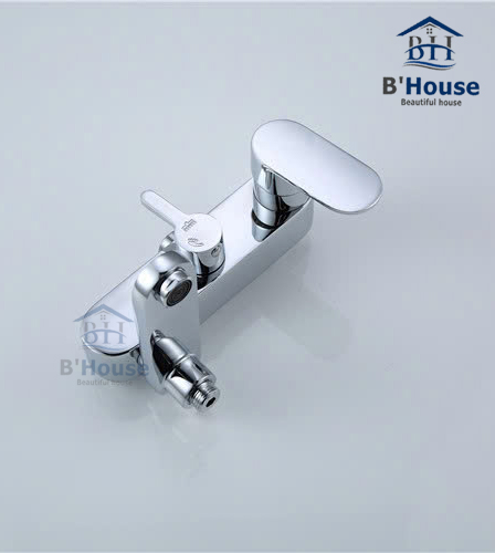 Sen cây tắm đứng Sc 102