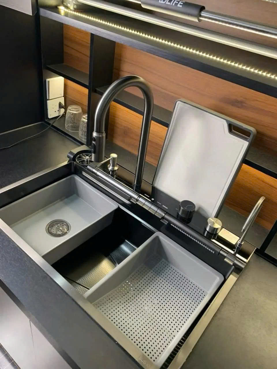 Chậu rửa bát 7 phím inox 304 cao cấp | Vòi đồng Chậu inox 304 CRB 013