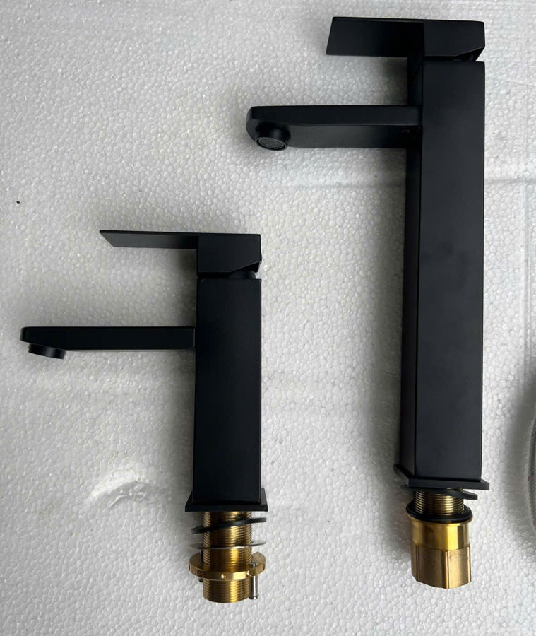 Vòi rửa mặt lavabo V 3048