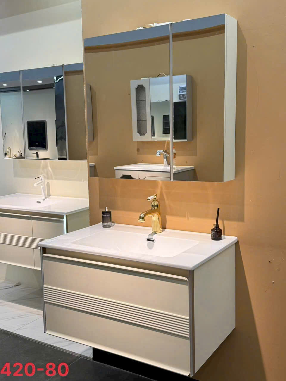 Bộ Tủ Gương Phòng Tắm, Tủ Lavabo Đẹp, Tủ Lavabo Phòng Tắm CR 420