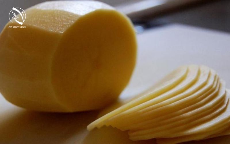 How to whiten armpits with potatoes