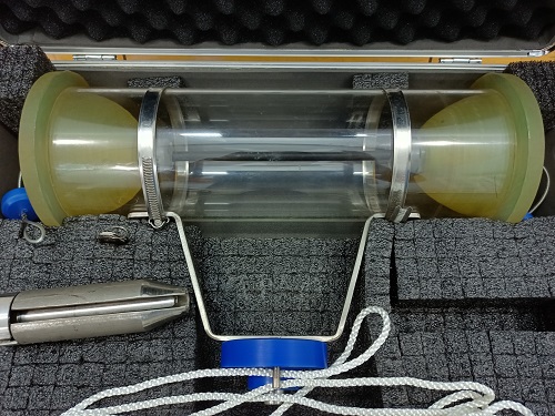 thiết bị lấy mẫu nước nằm ngang