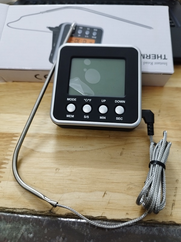 NHIỆT KẾ THEO DÕI NHIỆT ĐỘ THỰC PHẨM DT1004A