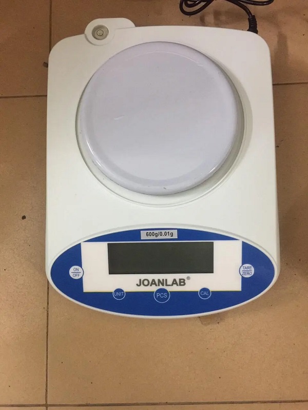 CÂN 2 SỐ LẺ 600G/0,01G MODEL JNB6002 – JOANLAB