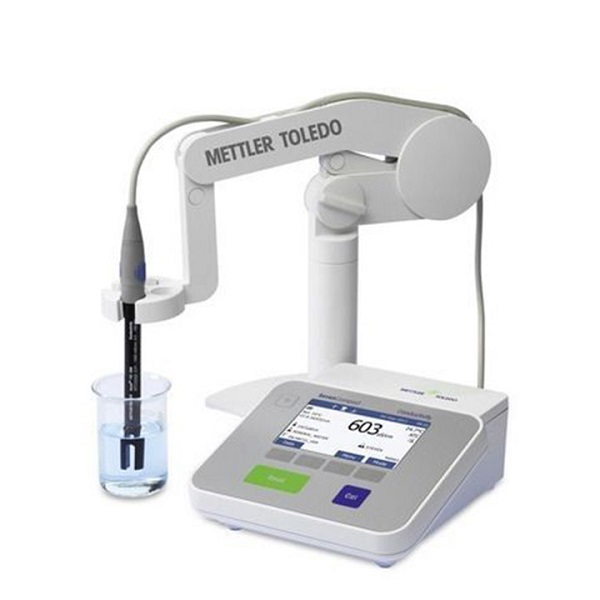 MÁY ĐO PH ĐỂ BÀN METTLER TOLEDO S220