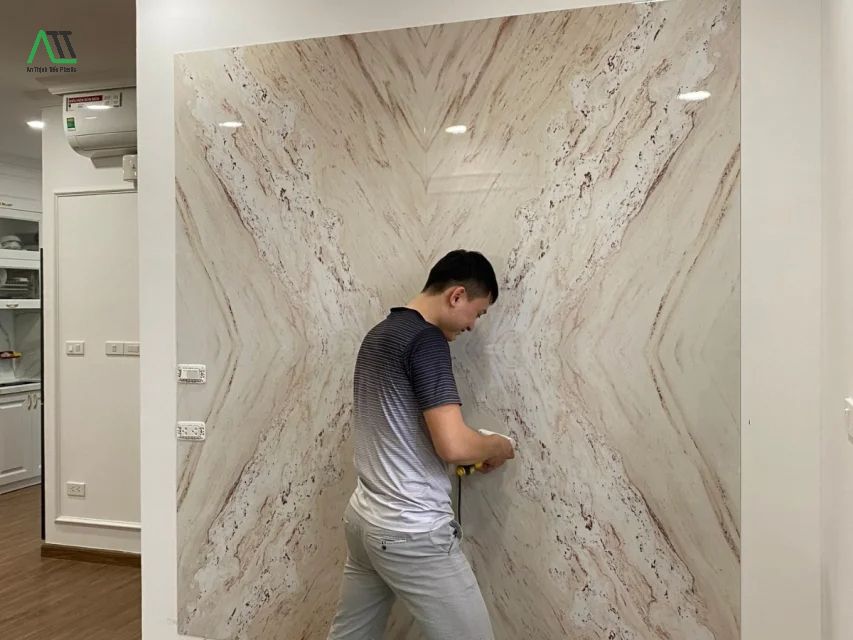 cách ốp tường bằng tấm nhựa nano