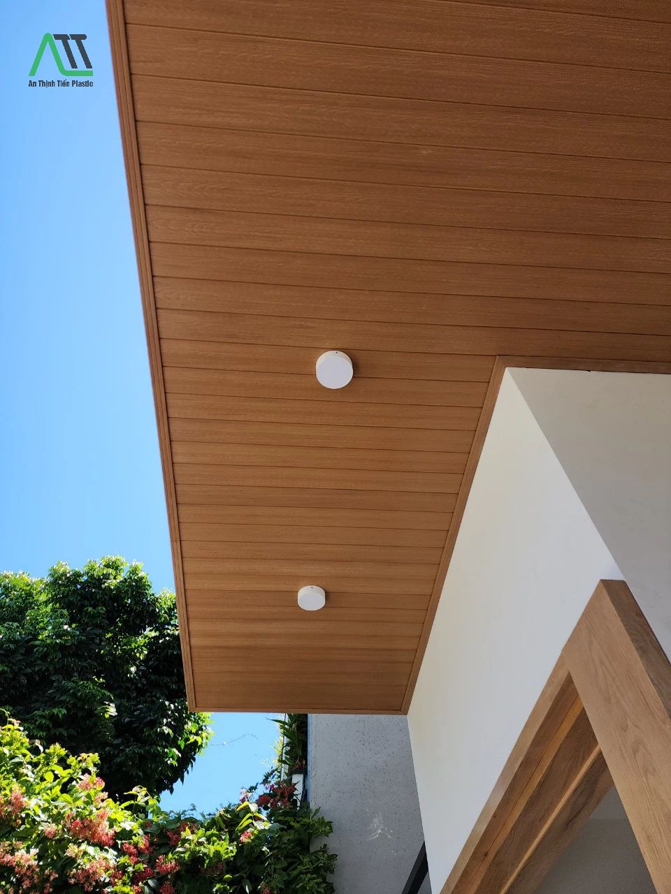 gỗ nhựa composite ốp tường ngoài trời