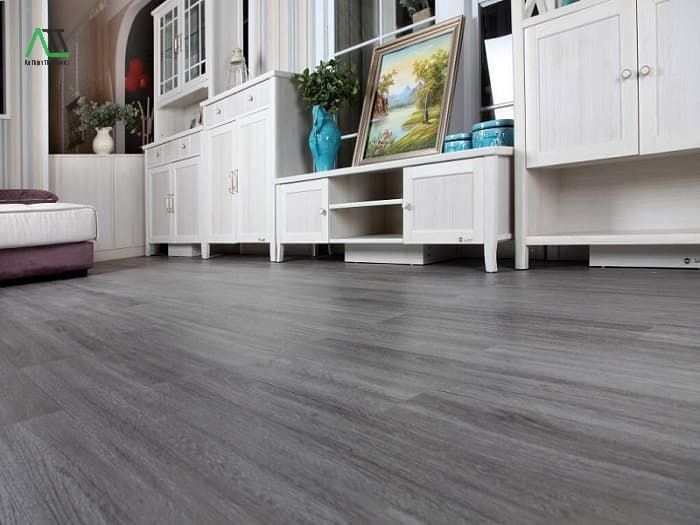 giá thi công sàn nhựa hèm khóa