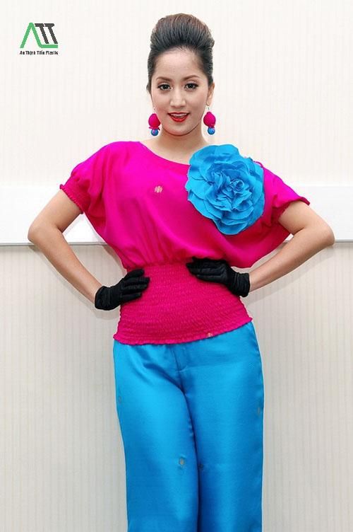 ý nghĩa của màu xanh dương đậm