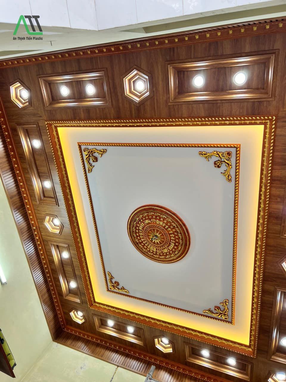 kích thước tấm nhựa ốp tường