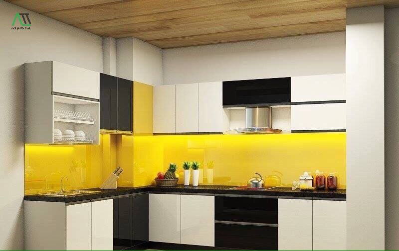 kính màu ốp tường