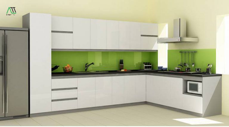 kính màu ốp tường