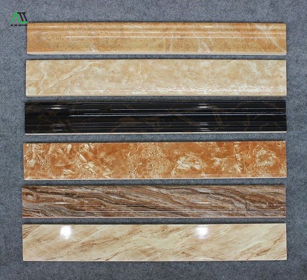 Phào chỉ chân tường gạch men