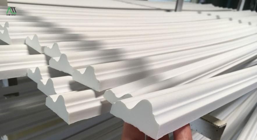 phào chỉ chân tường pu là gì