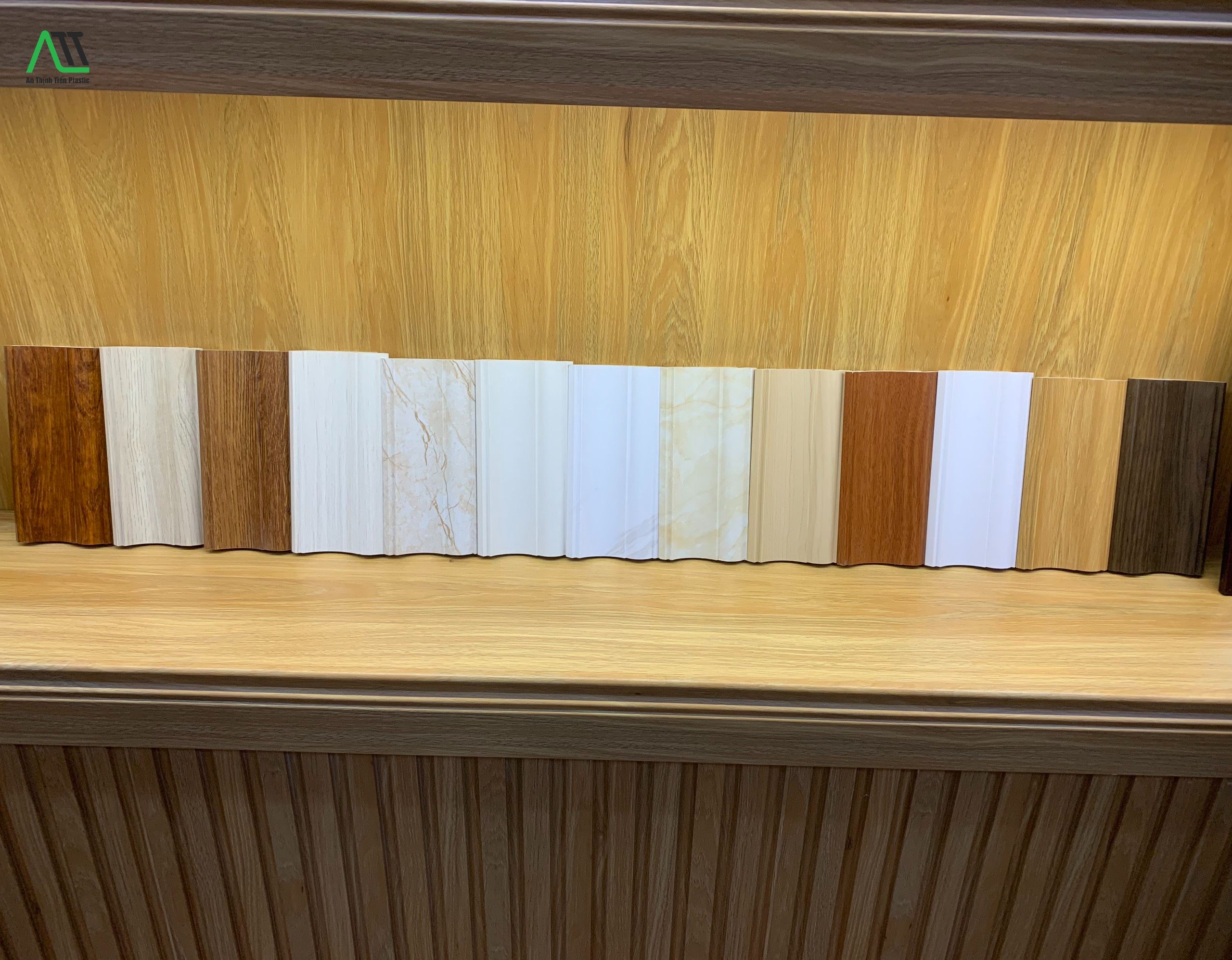 Phào cổ trần 100