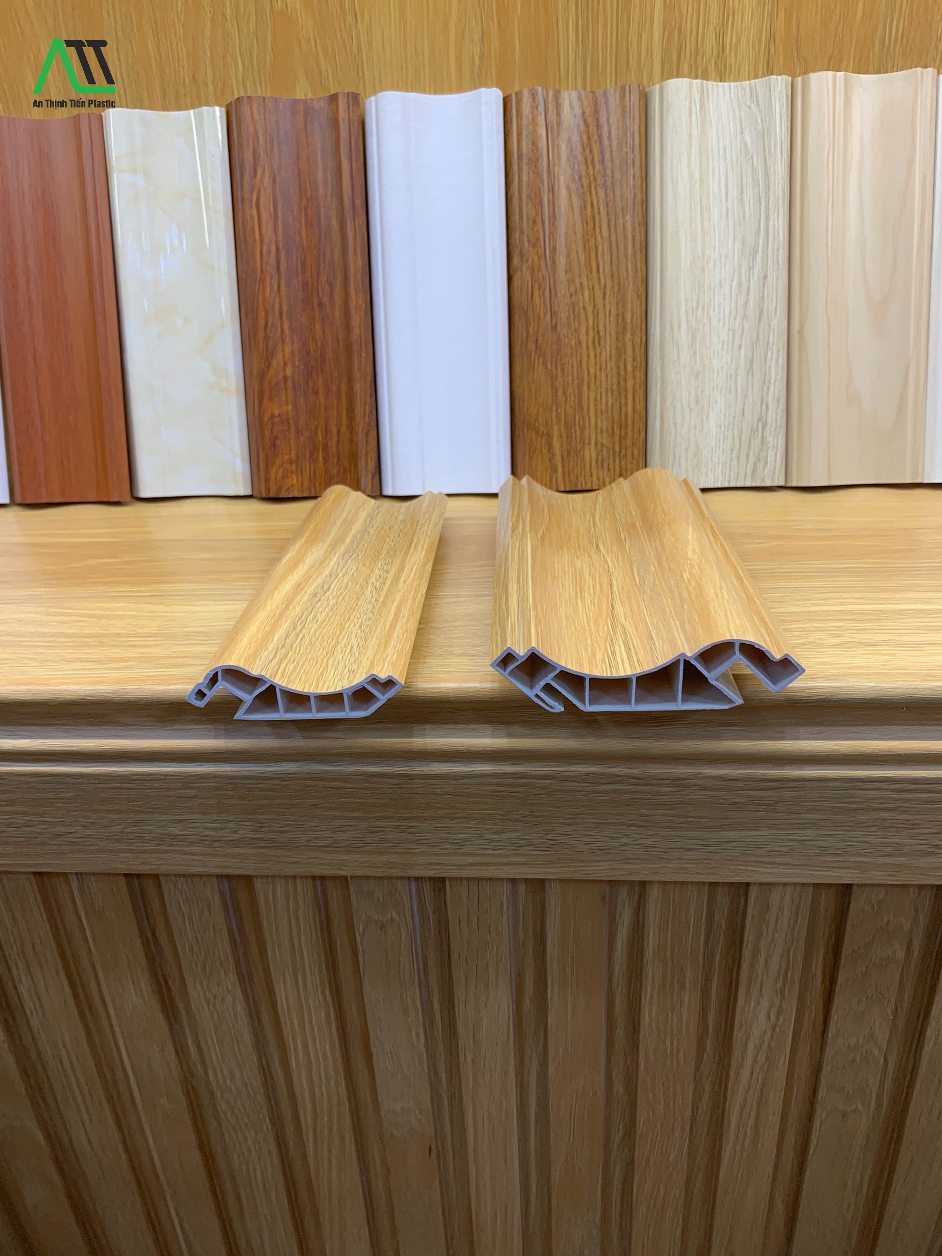 Nên sử dụng phào cổ trần 72 hay phào cổ trần 100 trong thi công nội thất