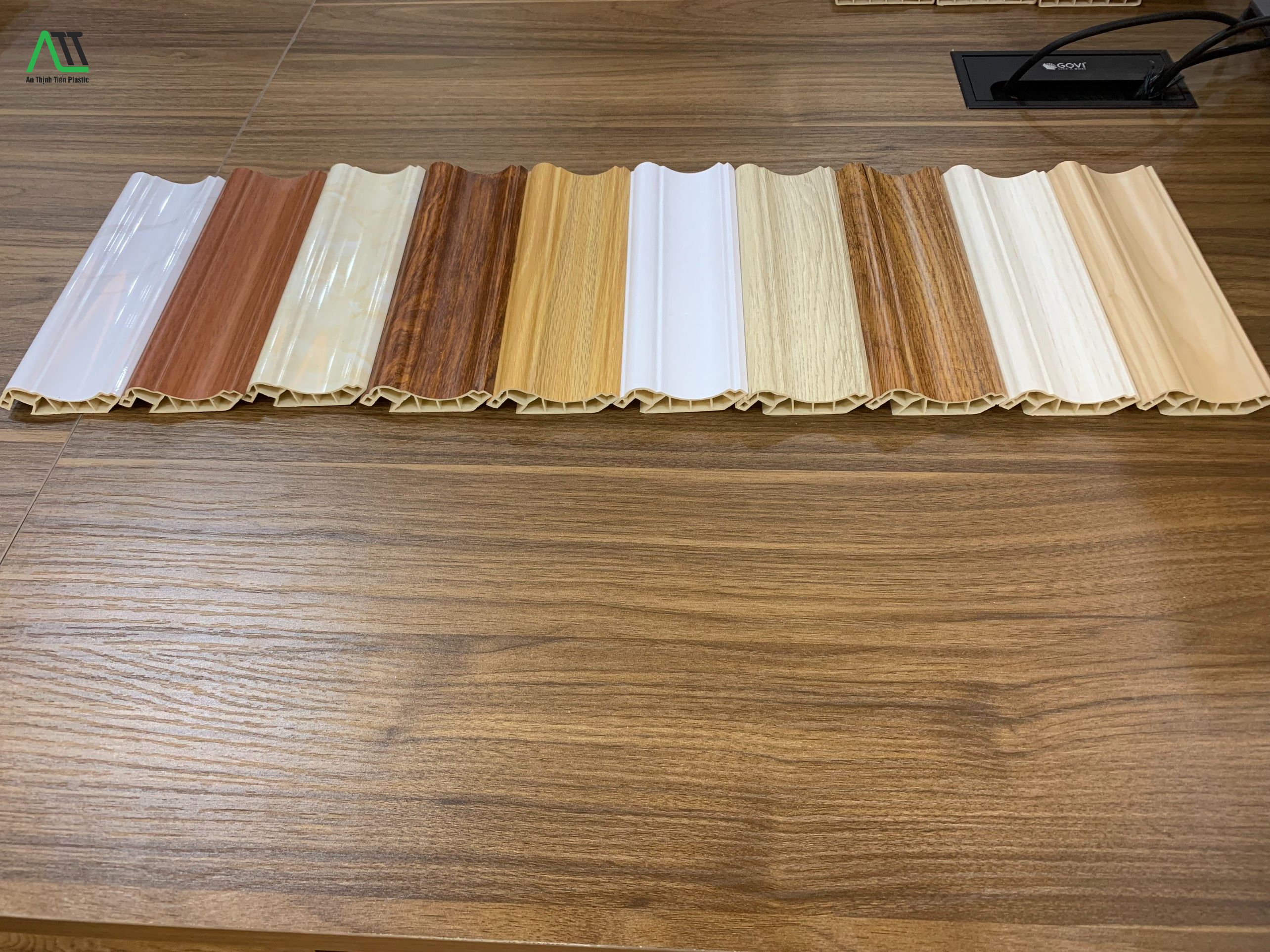 Phào cổ trần 72