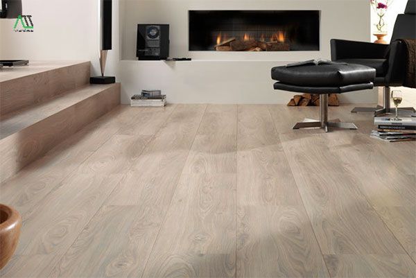 sàn nhựa giả gỗ trong nhà