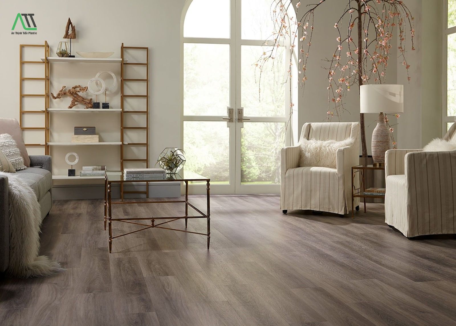 sàn nhựa giả gỗ tự dán