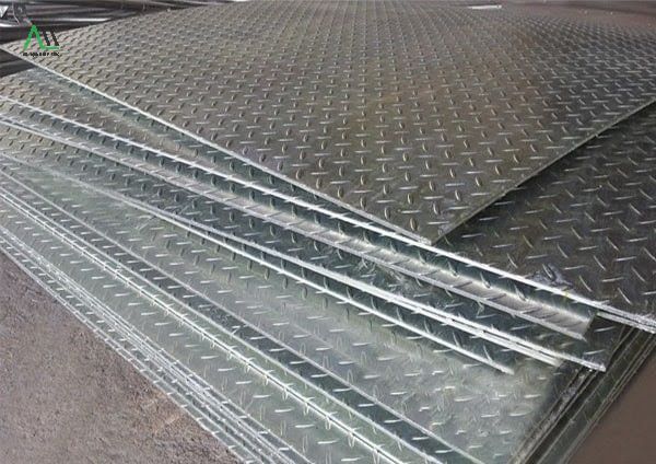 tấm lót sàn gác lửng