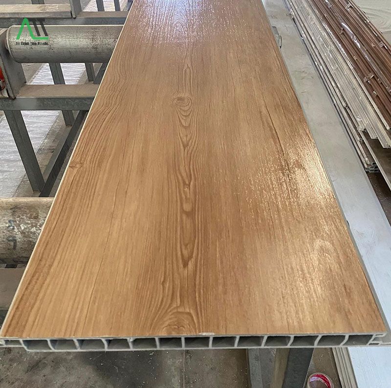 tấm lót sàn nhựa chịu lực