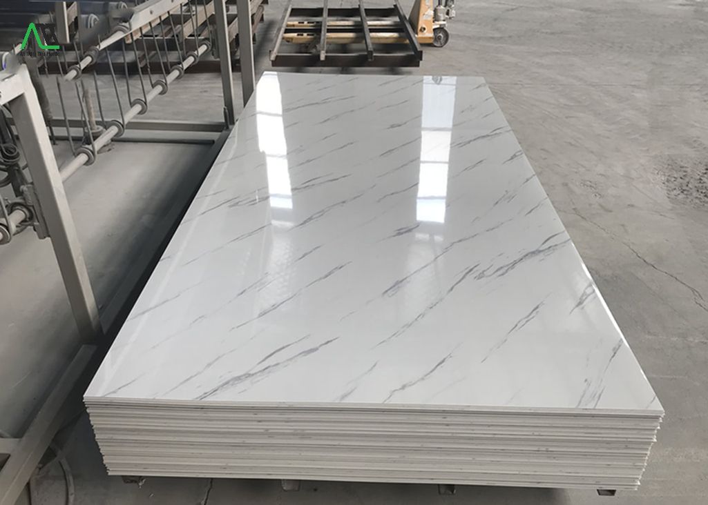 Tấm ốp trần giả đá PVC là gì? Cấu tạo của tấm ốp trần giả đá PVC