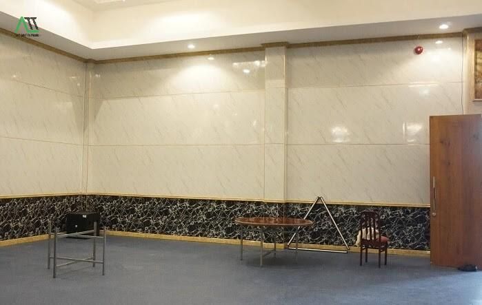 thi công tấm ốp nhựa giả đá