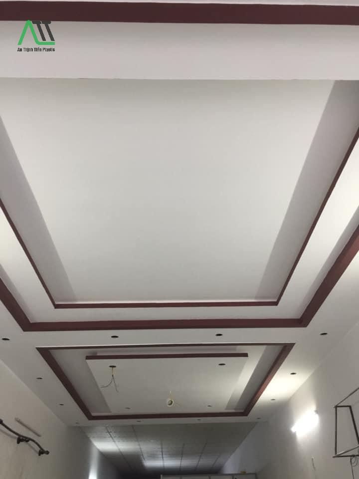 tình trạng tường thường gặp khi ốp tấm nhựa nano