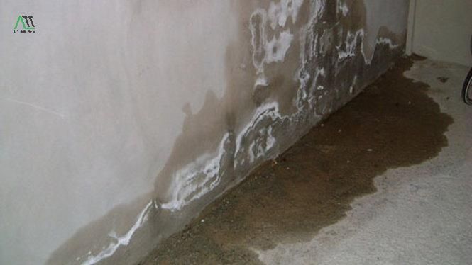 tình trạng tường thường gặp khi ốp tấm nhựa nano