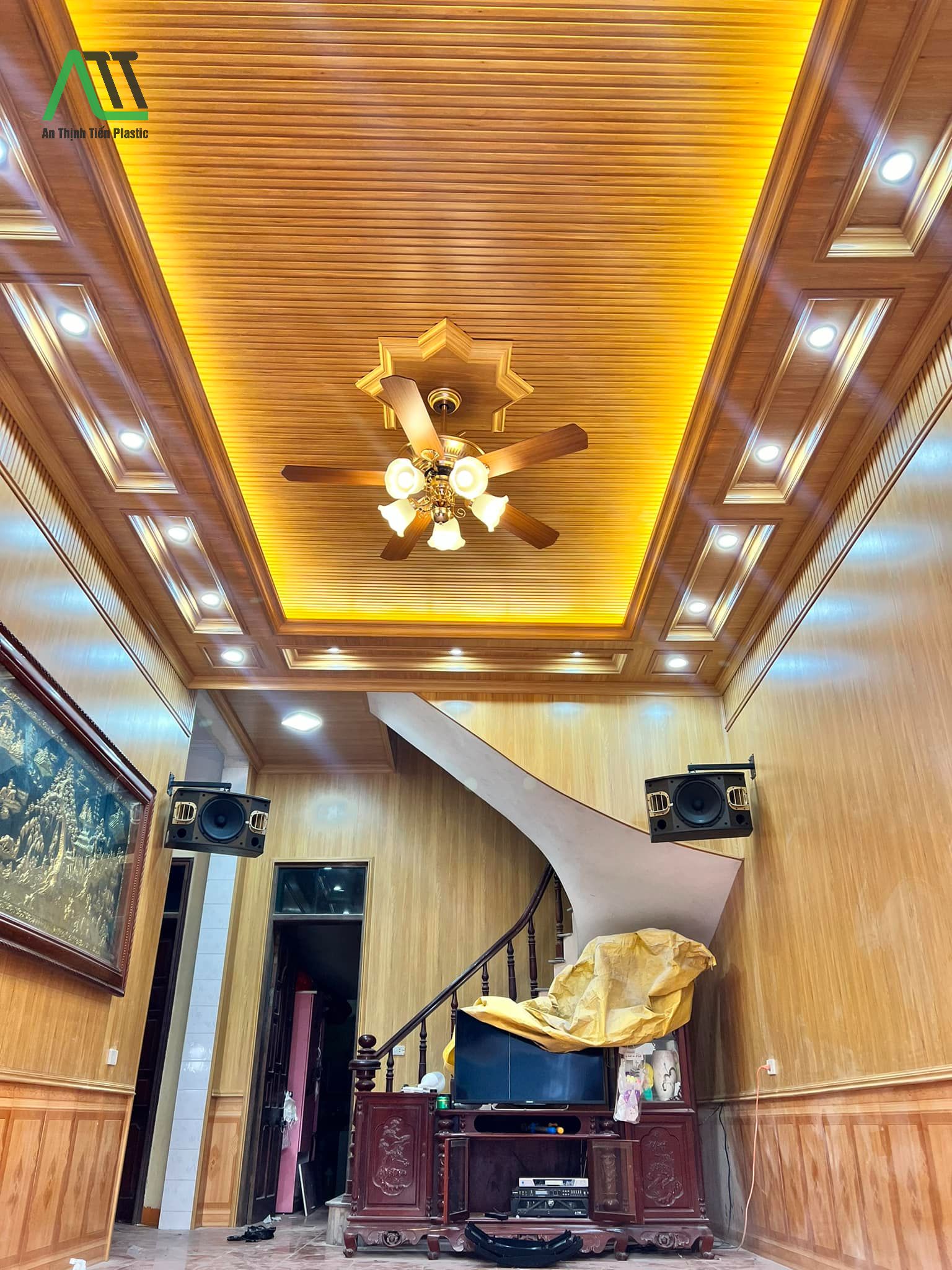 trần nhựa giả gỗ phòng ngủ