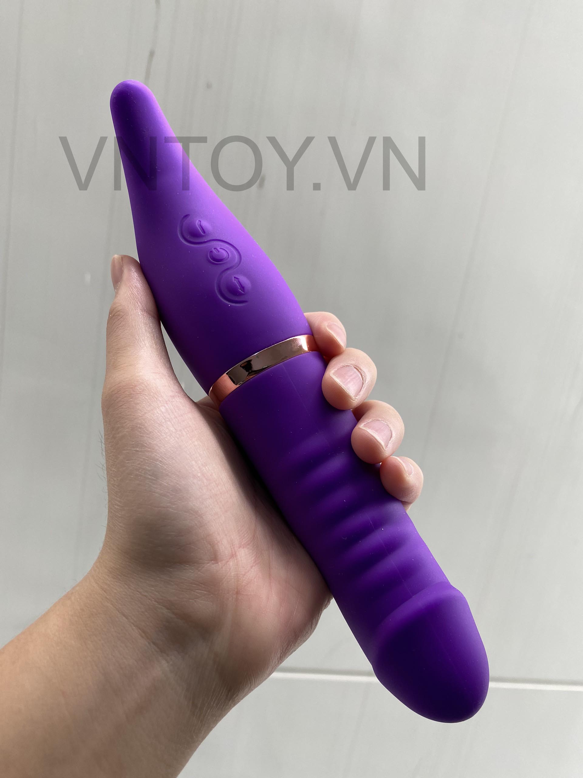 Dương vật giả rung thụt kèm lưỡi liếm âm đạo cao cấp