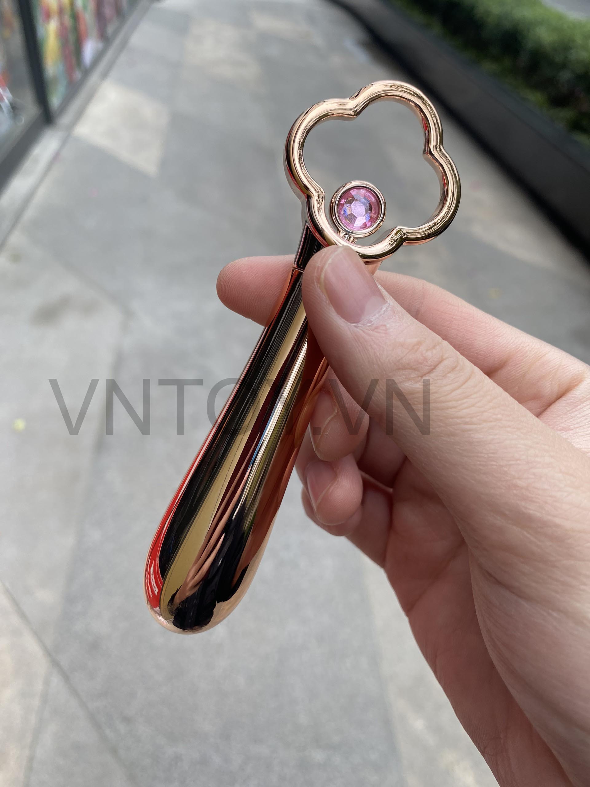 Máy rung Omysky kích thích âm đạo hình kim cương sang chảnh