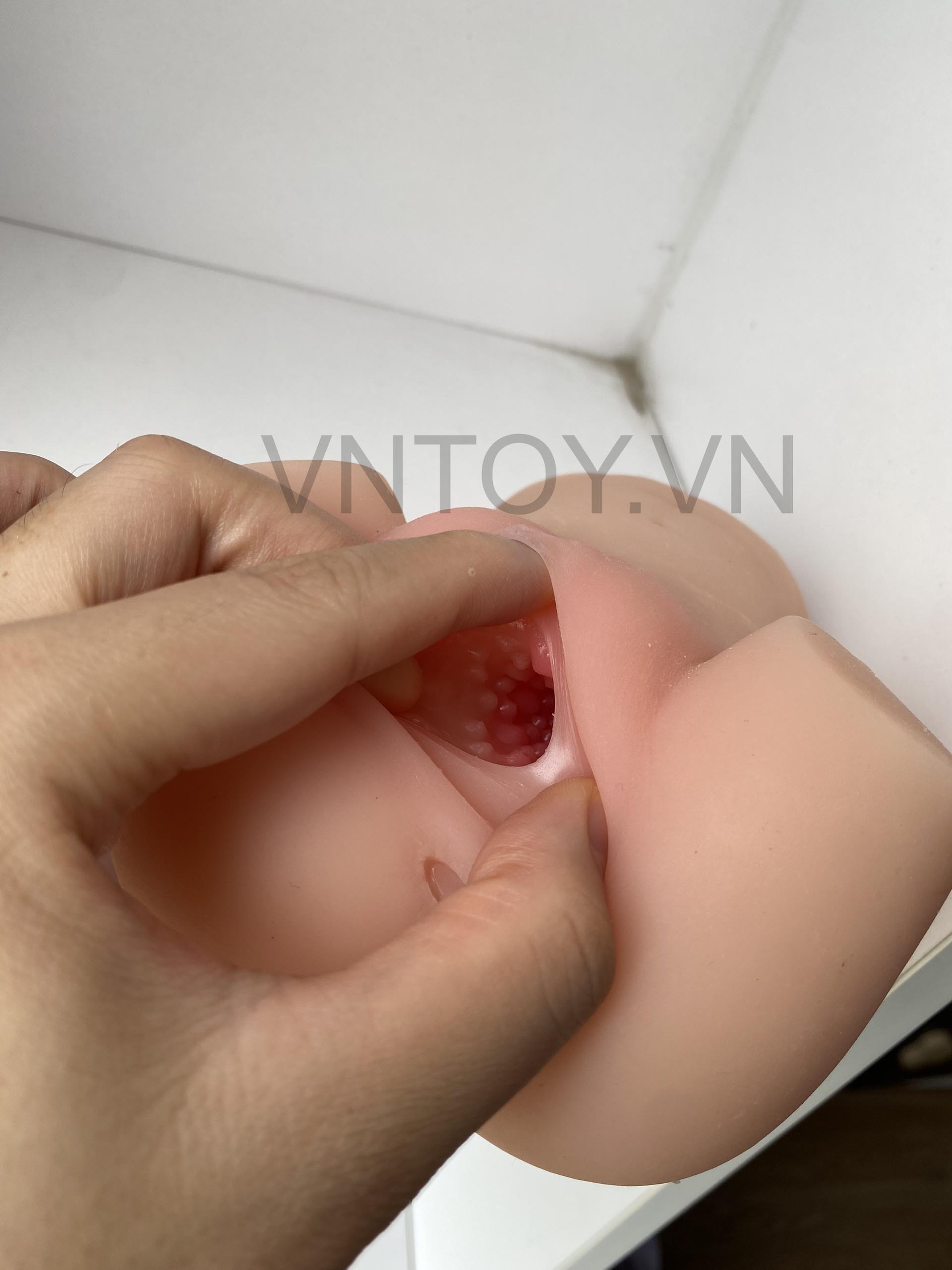 Âm đạo giả như thật có đùi cỡ nhỏ