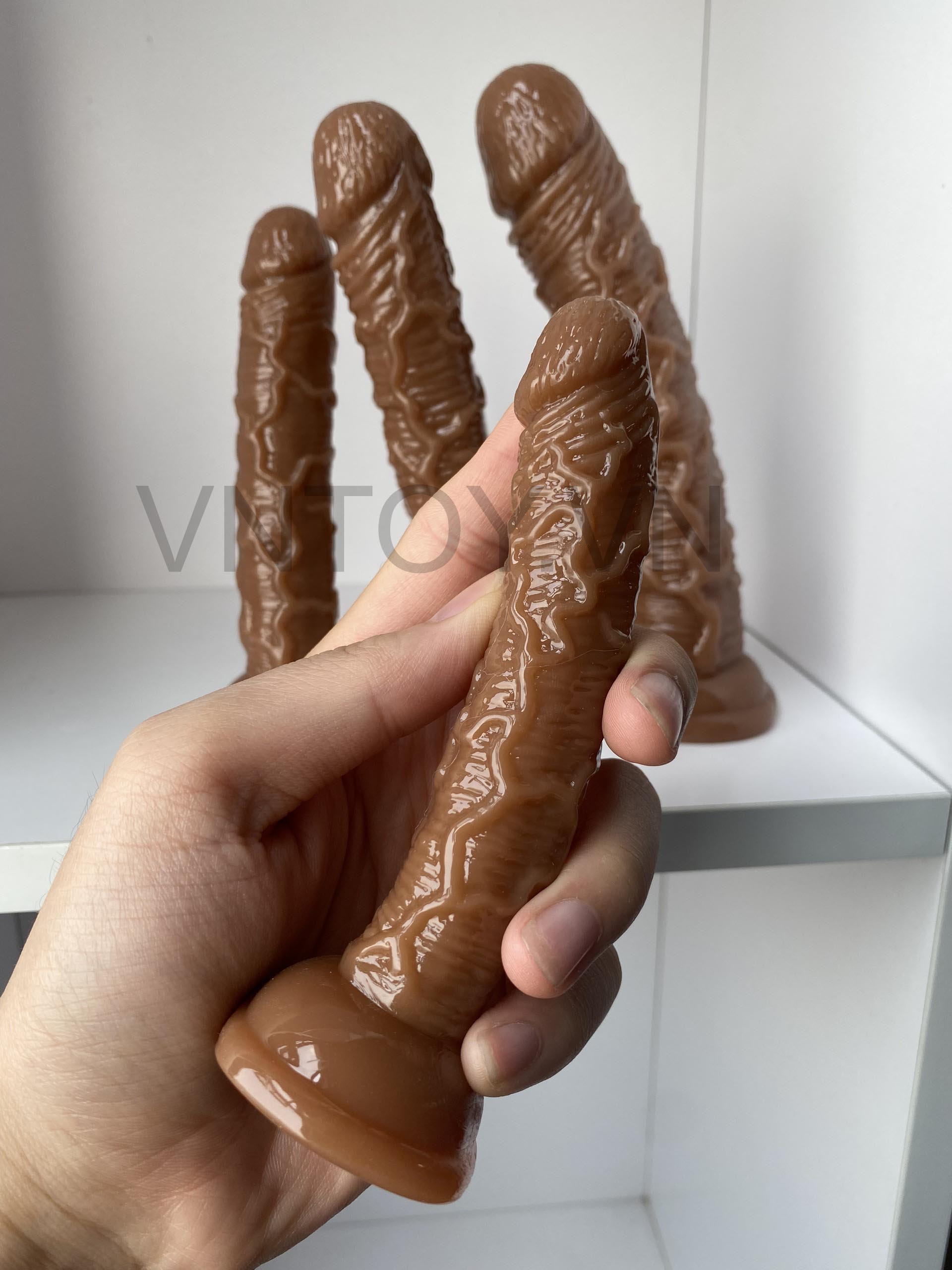 Dương vật giả Silicon gắn tường giá rẻ nhiều kích cỡ