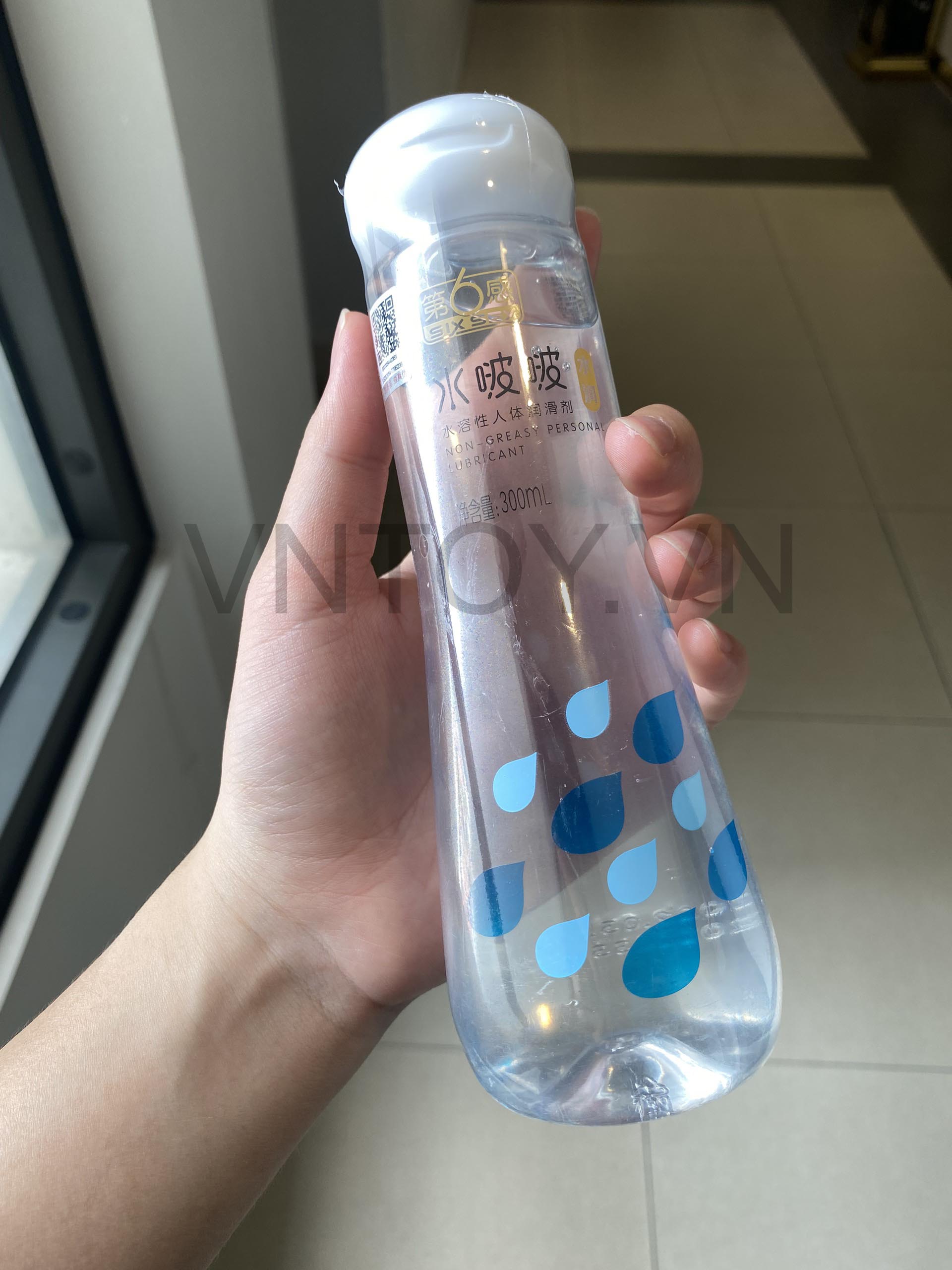 Gel bôi trơn Body cấp ẩm Six Sex chính hãng chai 300 ml