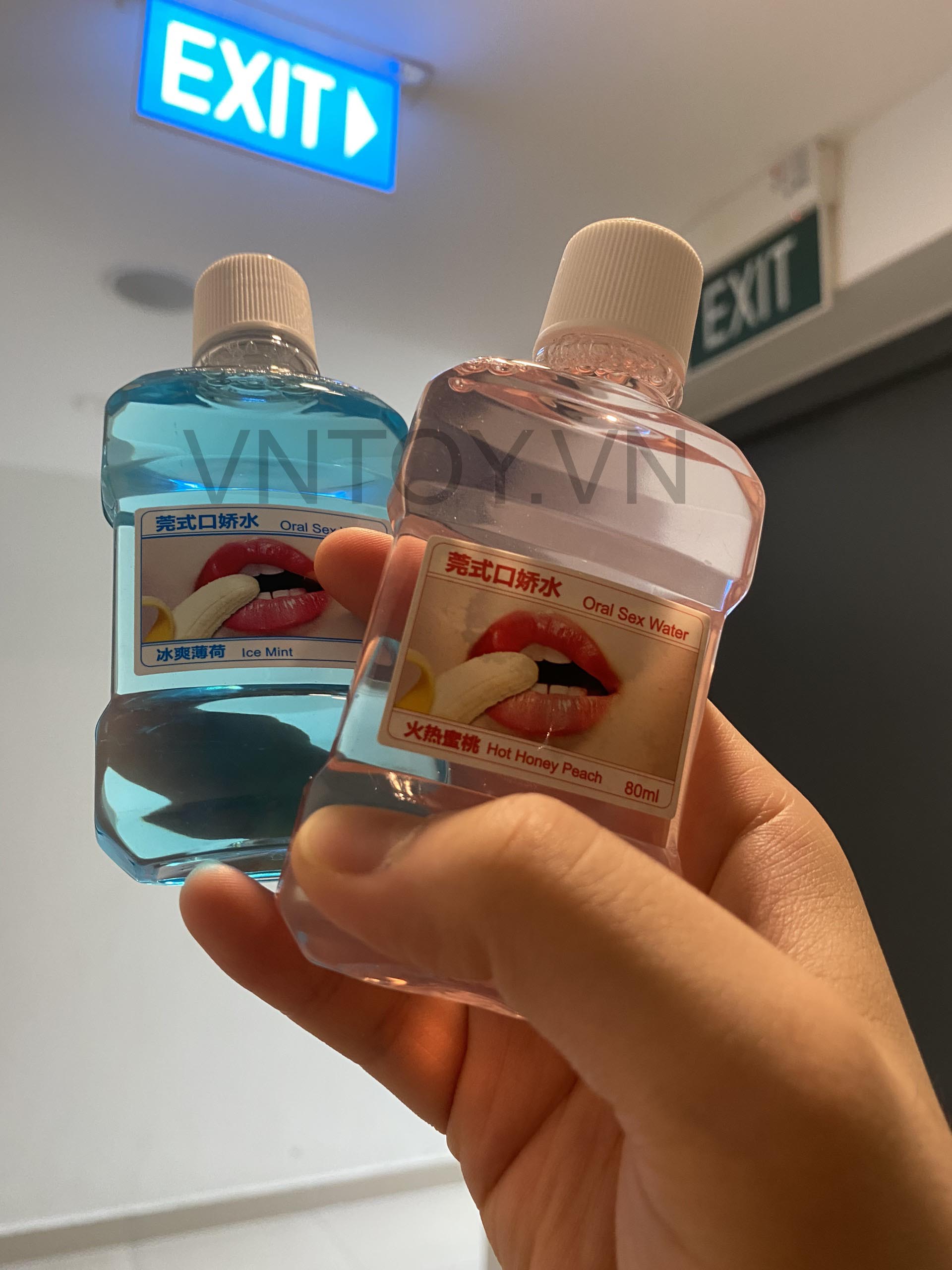 Nước tình yêu Oral Sex Water nóng lạnh dạng chai 80 ml