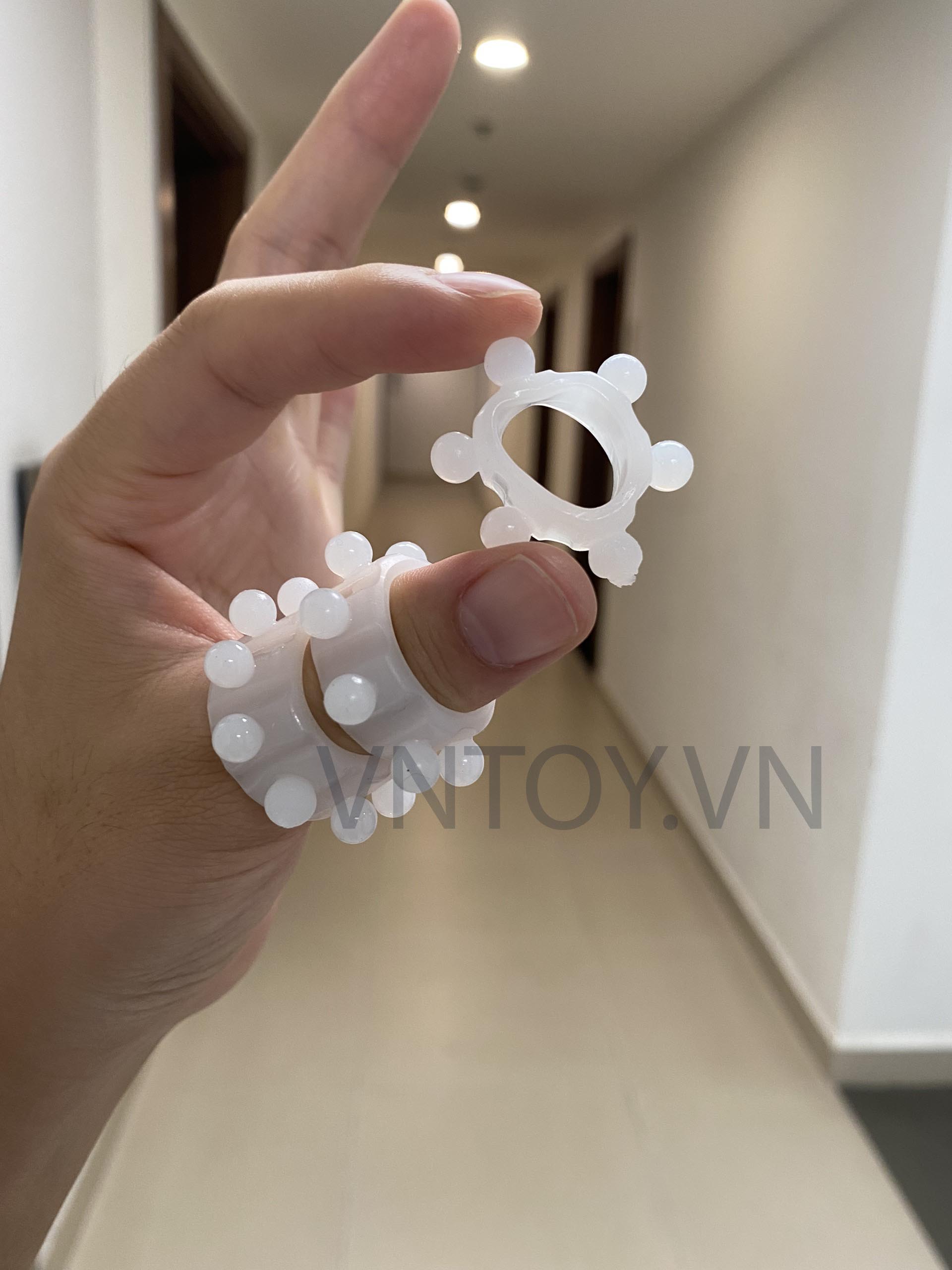 Vòng đeo dương vật bi gai đặc siêu kích thích