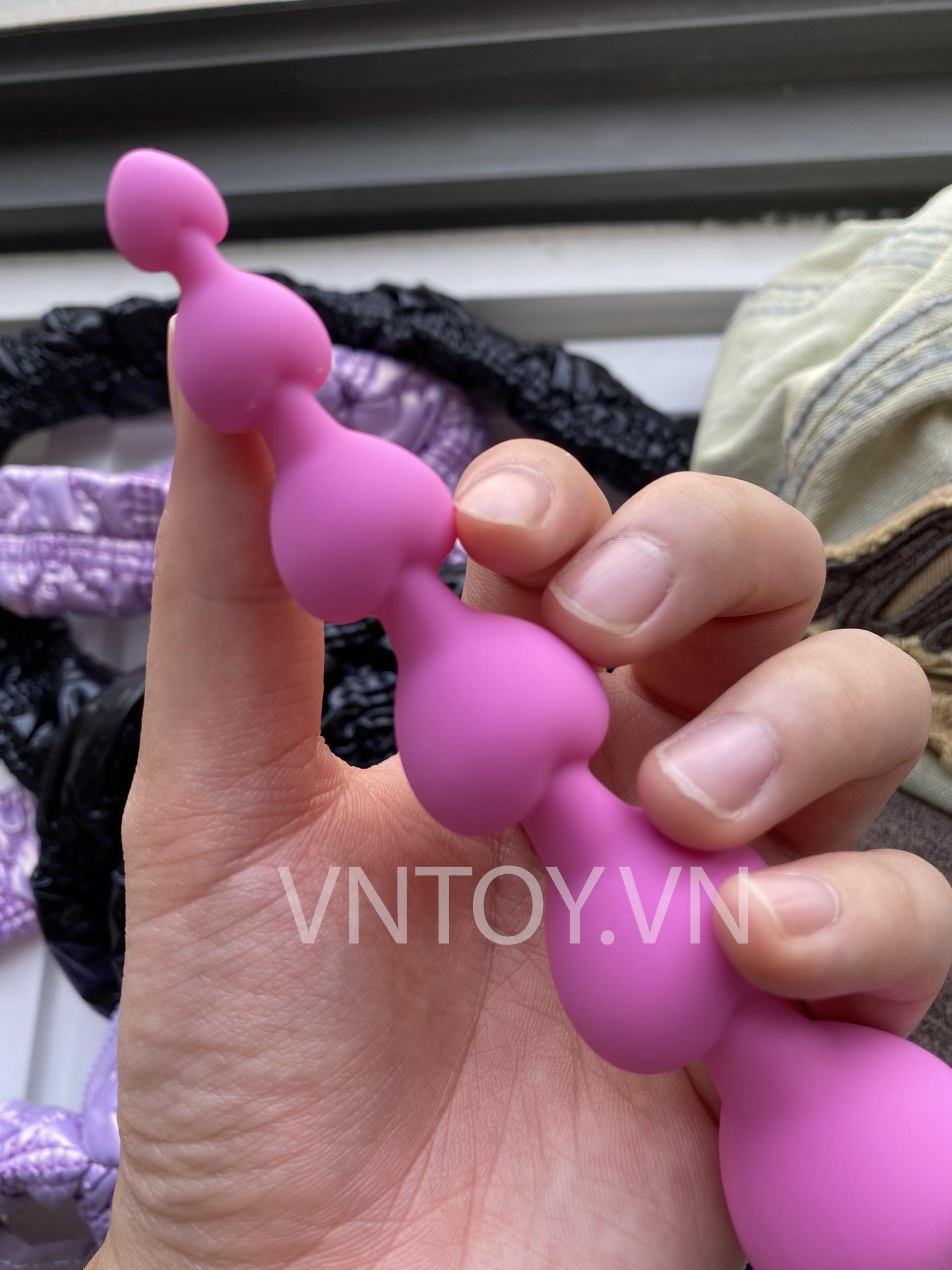 Chuỗi hạt nhét hậu môn hình trái tim