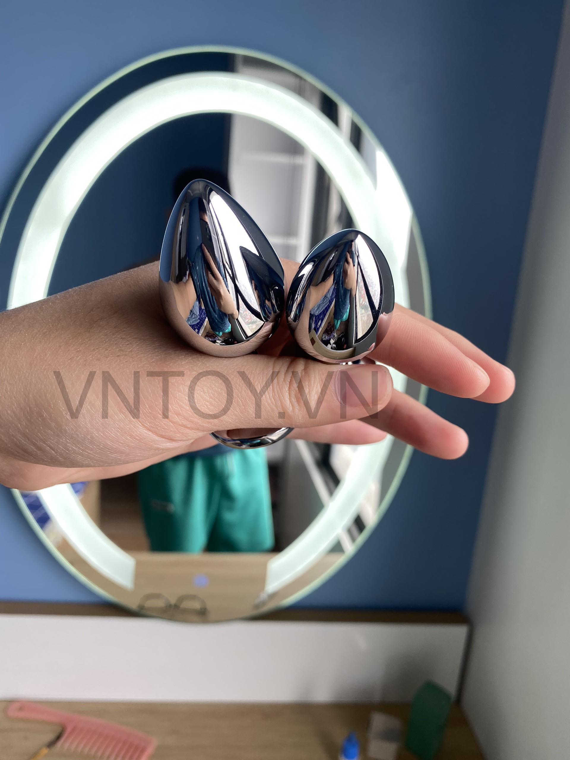 Phích cắm hậu môn Inox đính đá sang chảnh