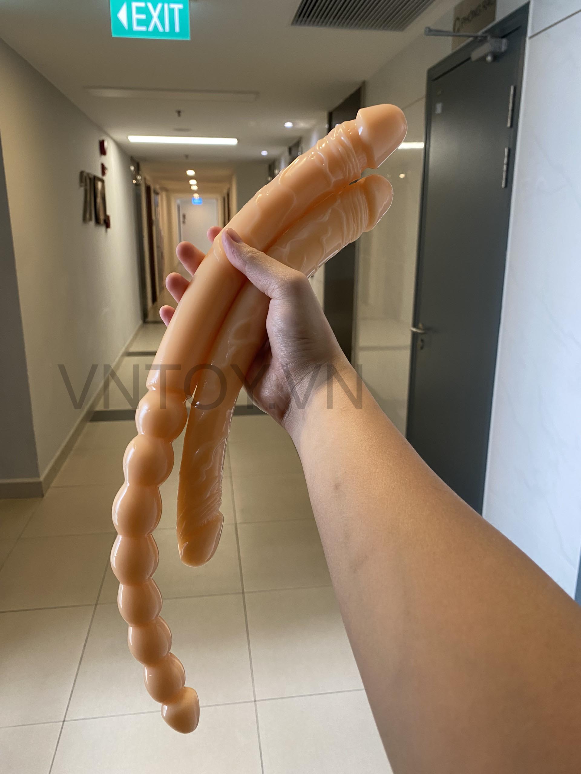 Dương vật giả Silicon 2 đầu có vòng bi dài