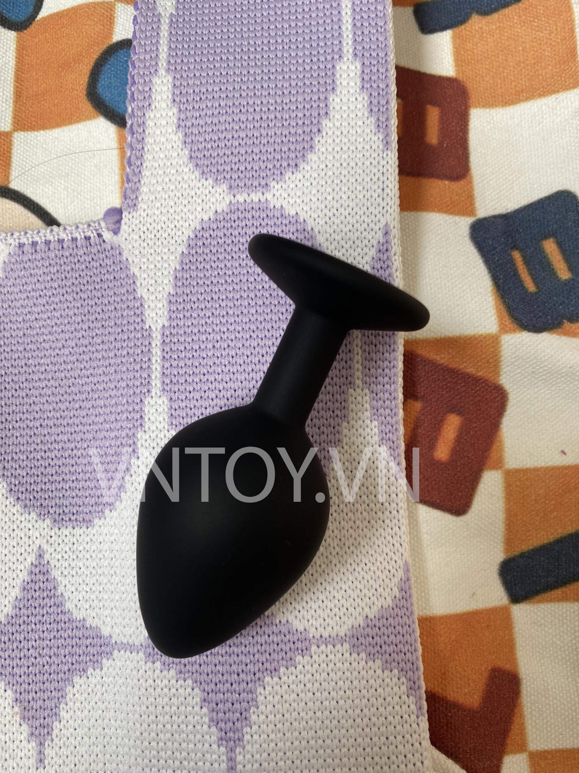 Nút gắn hậu môn Silicon đính đá