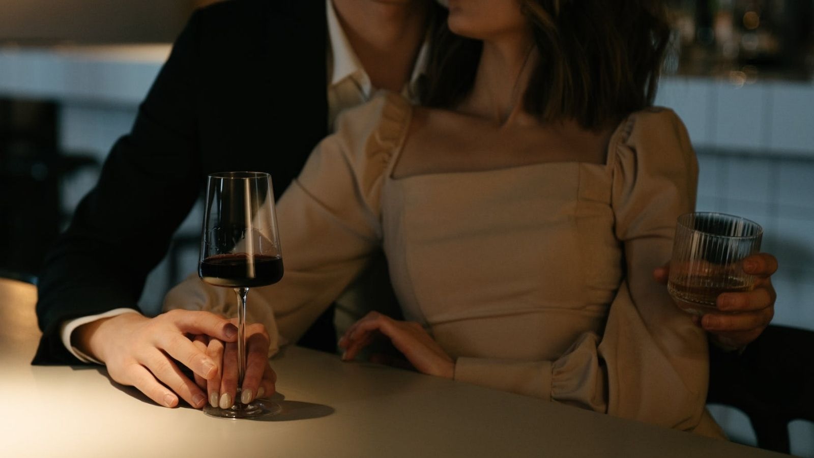 Fuckgirl Là Gì? Dấu Hiệu Nhận Biết Một Cô Gái Mang Tính Cách Fuckgirl