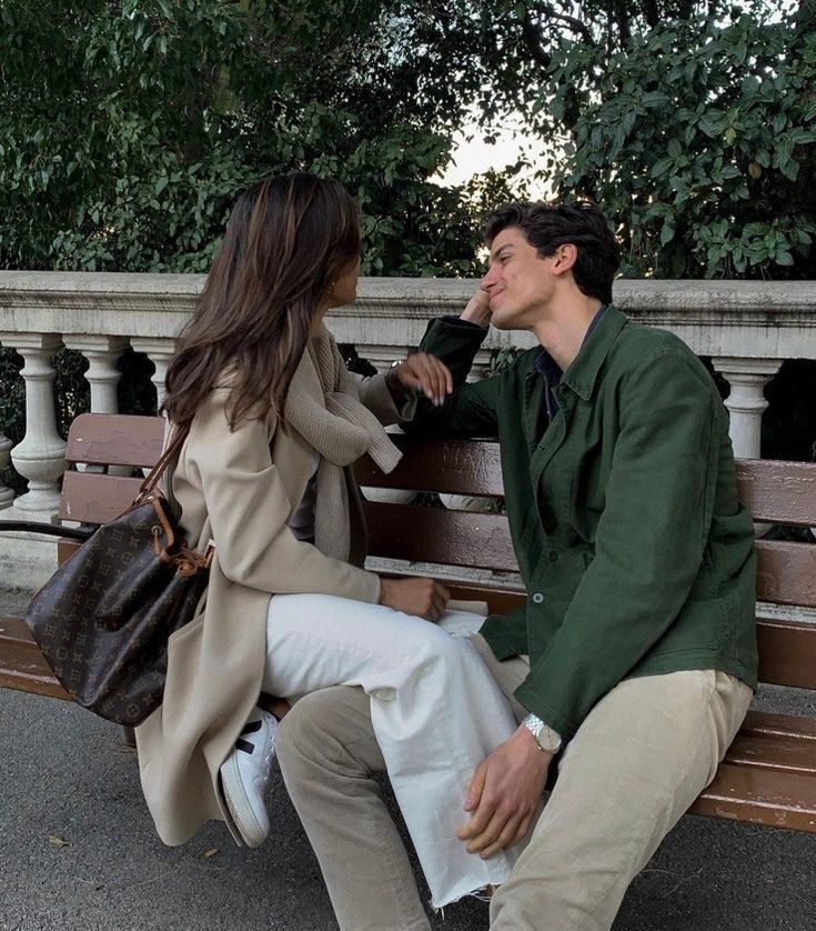 Crush nghĩa là gì? Những điều thú vị về cụm từ “Crush” phổ biến nhất giới trẻ