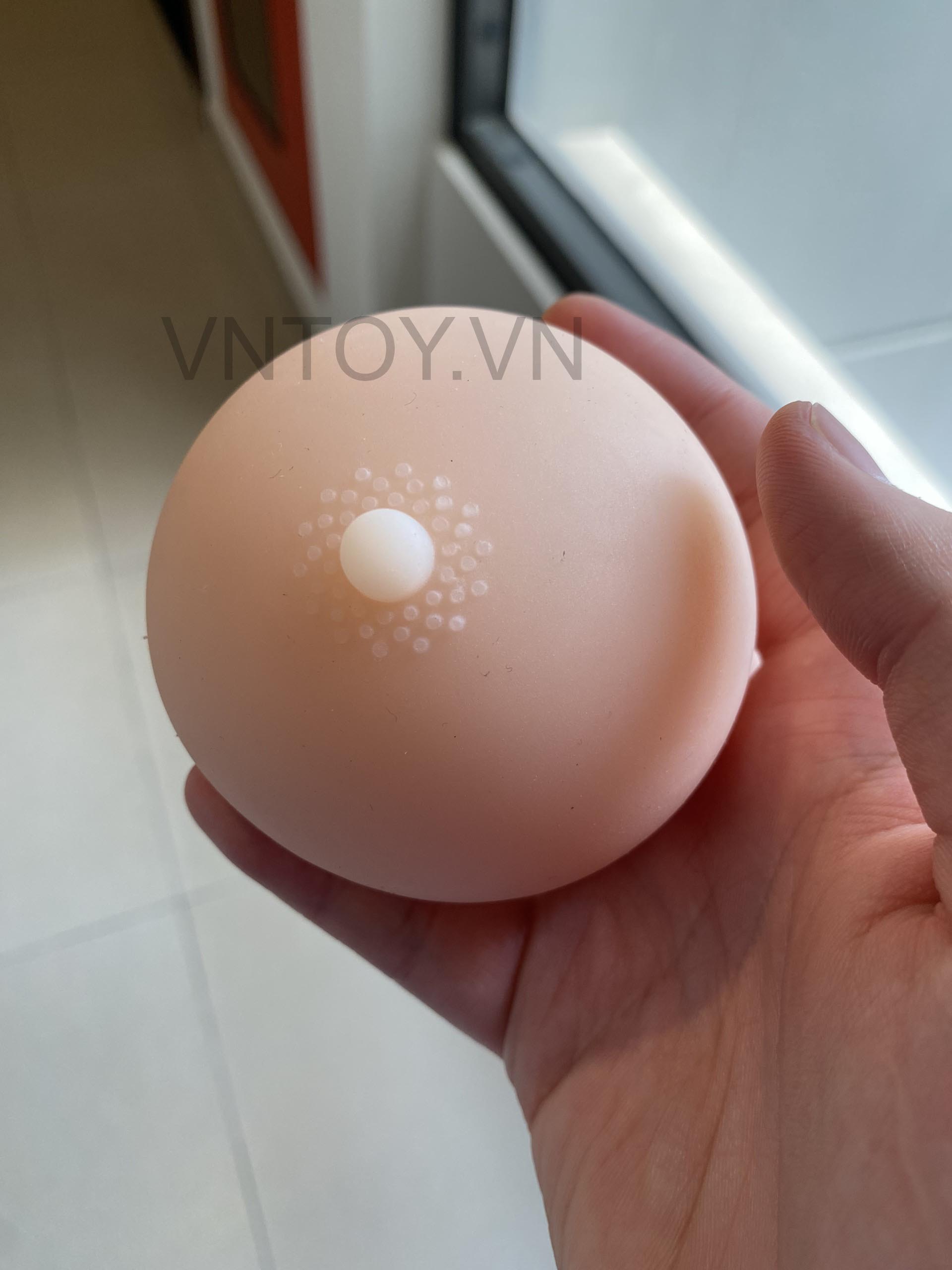 Vú giả cầm tay giá rẻ Silicon như thật có lỗ âm đạo