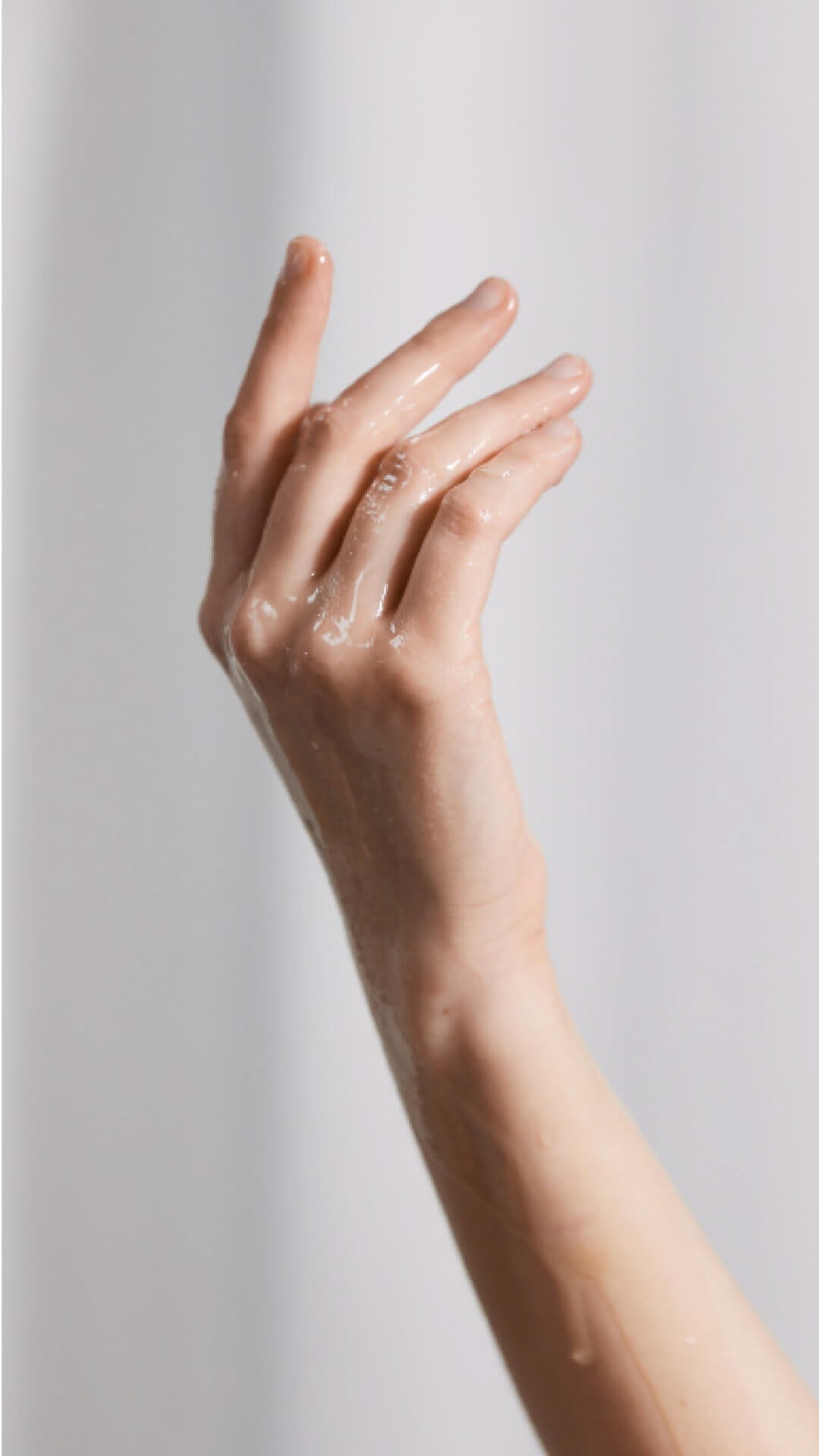 Dùng dầu ăn thay thế gel bôi trơn có ổn không? Có gây hại gì không? Giải đáp chi tiết để an tâm