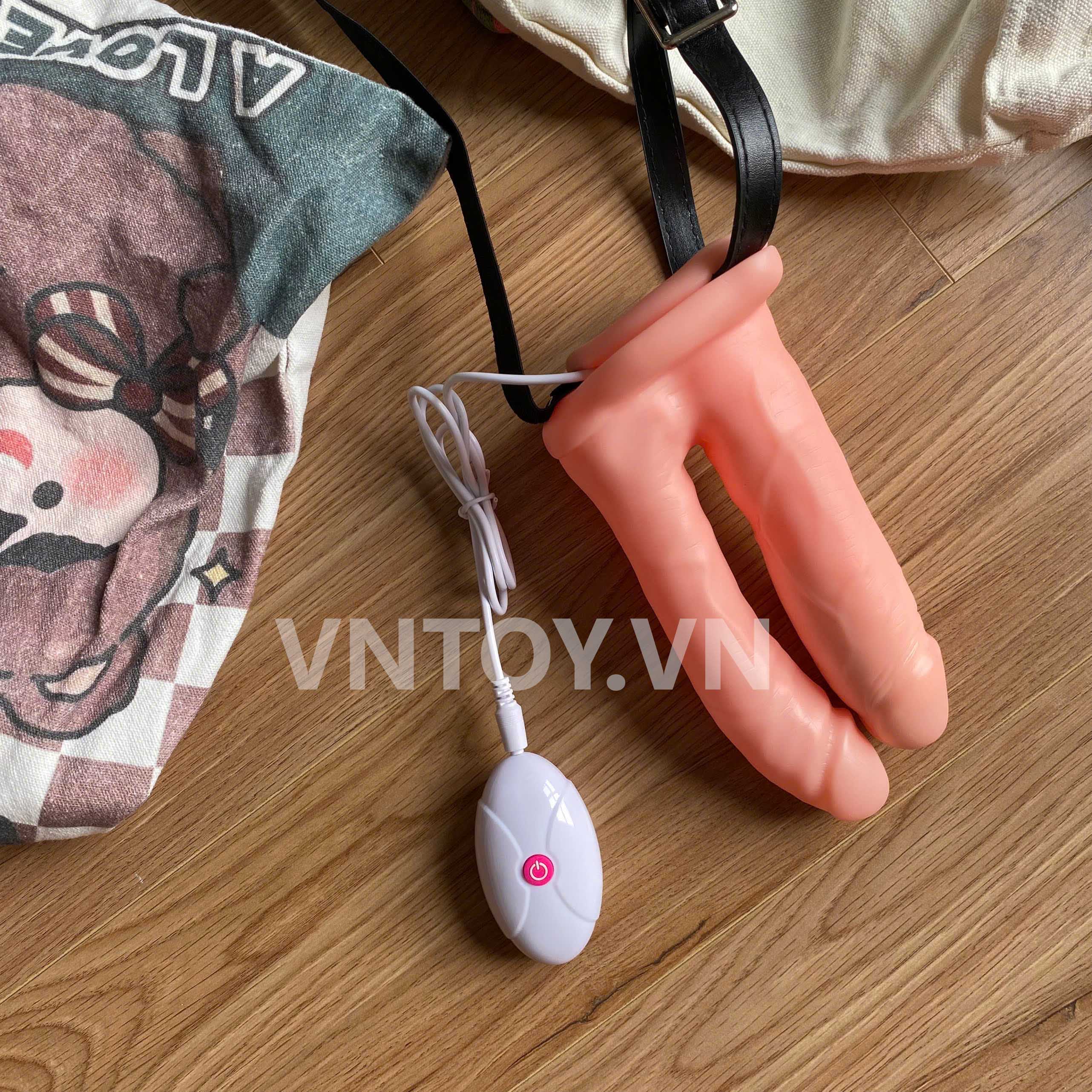 Dương vật giả đeo hông 2 đầu hollow rung 10 chế độ Lovetoy – đồ chơi tình dục cặp đôi
