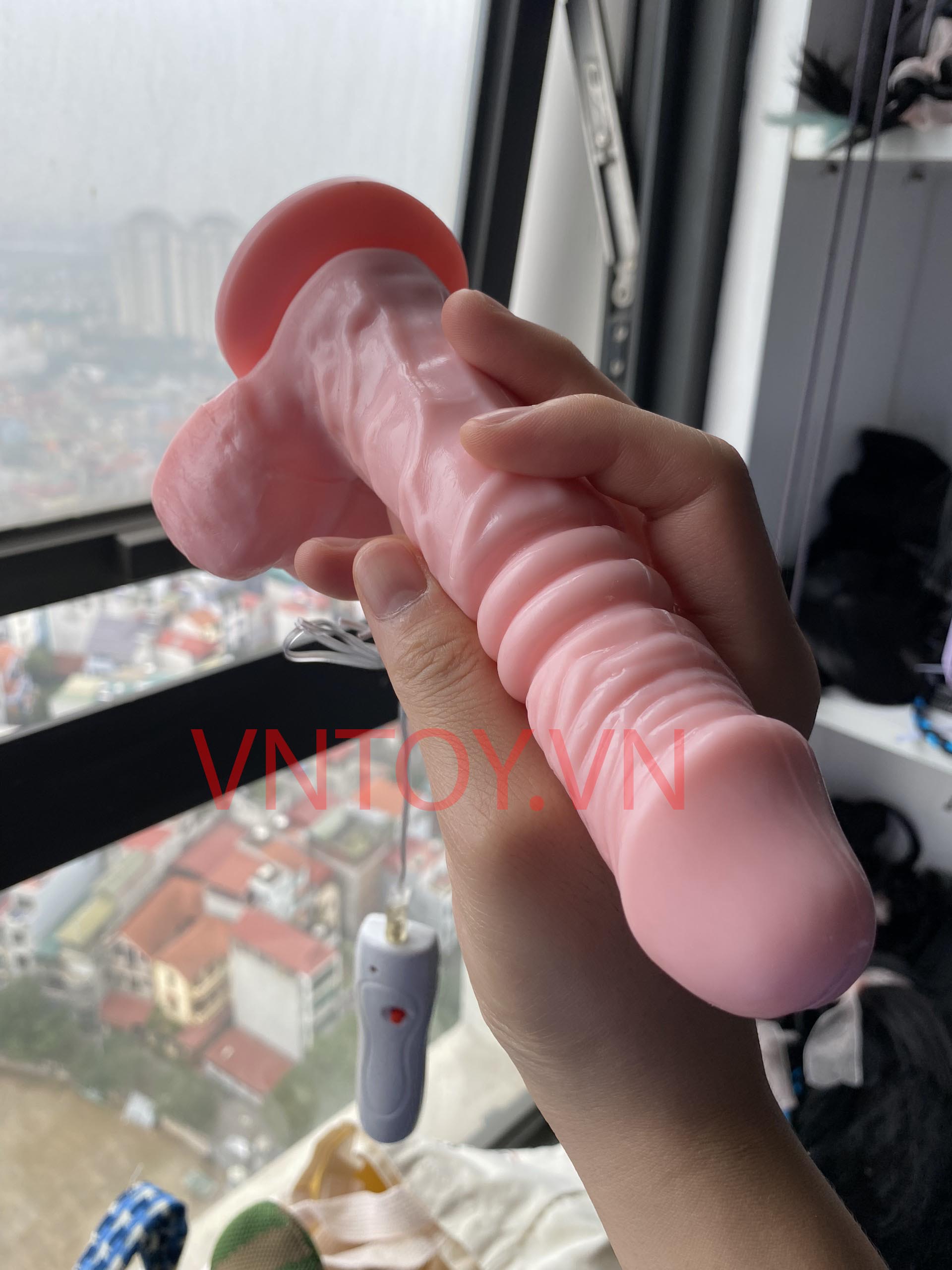 Dương vật giả điều khiển Jiuai rung thụt màu hồng