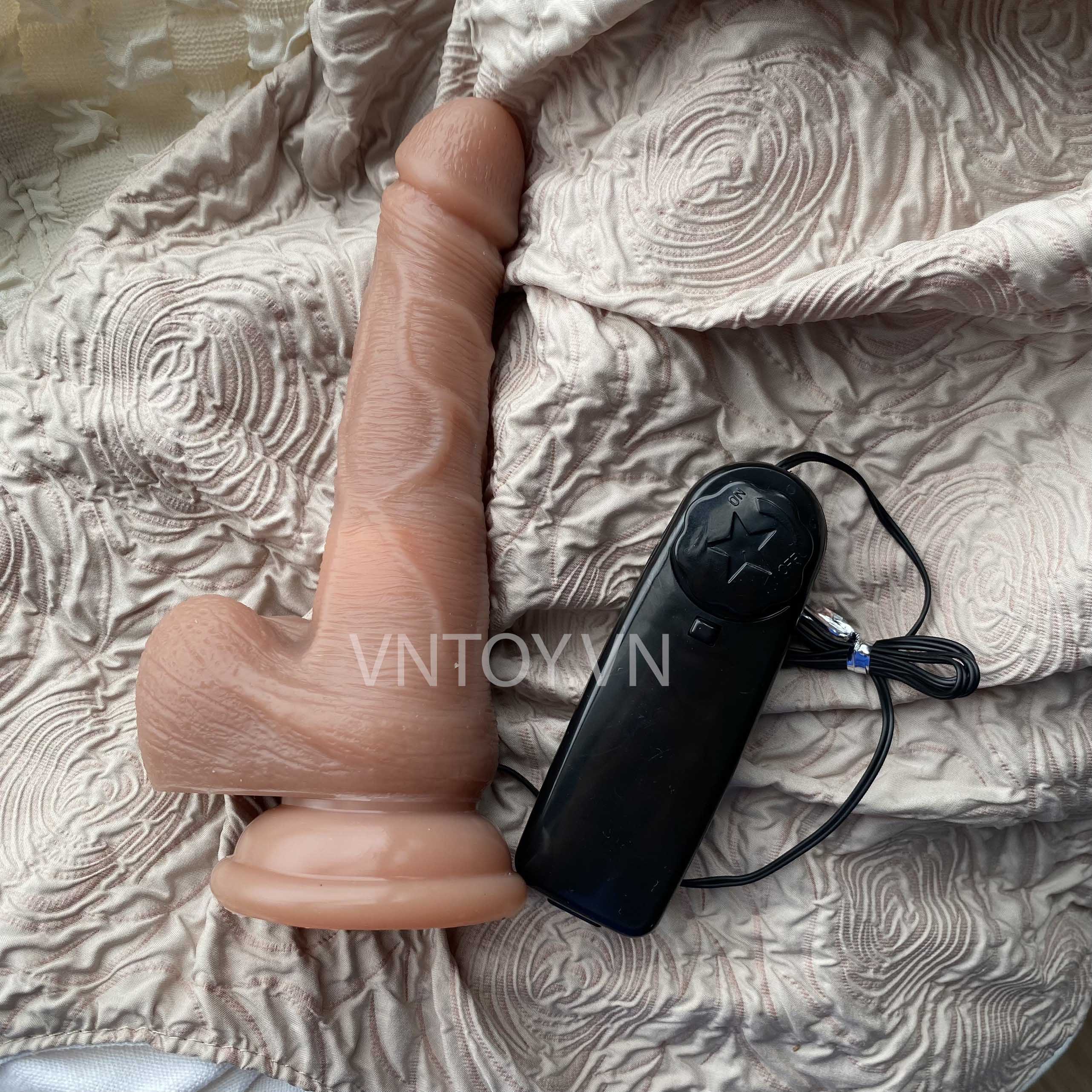 Dương vật giả điều khiển rung ngoáy Jiuai